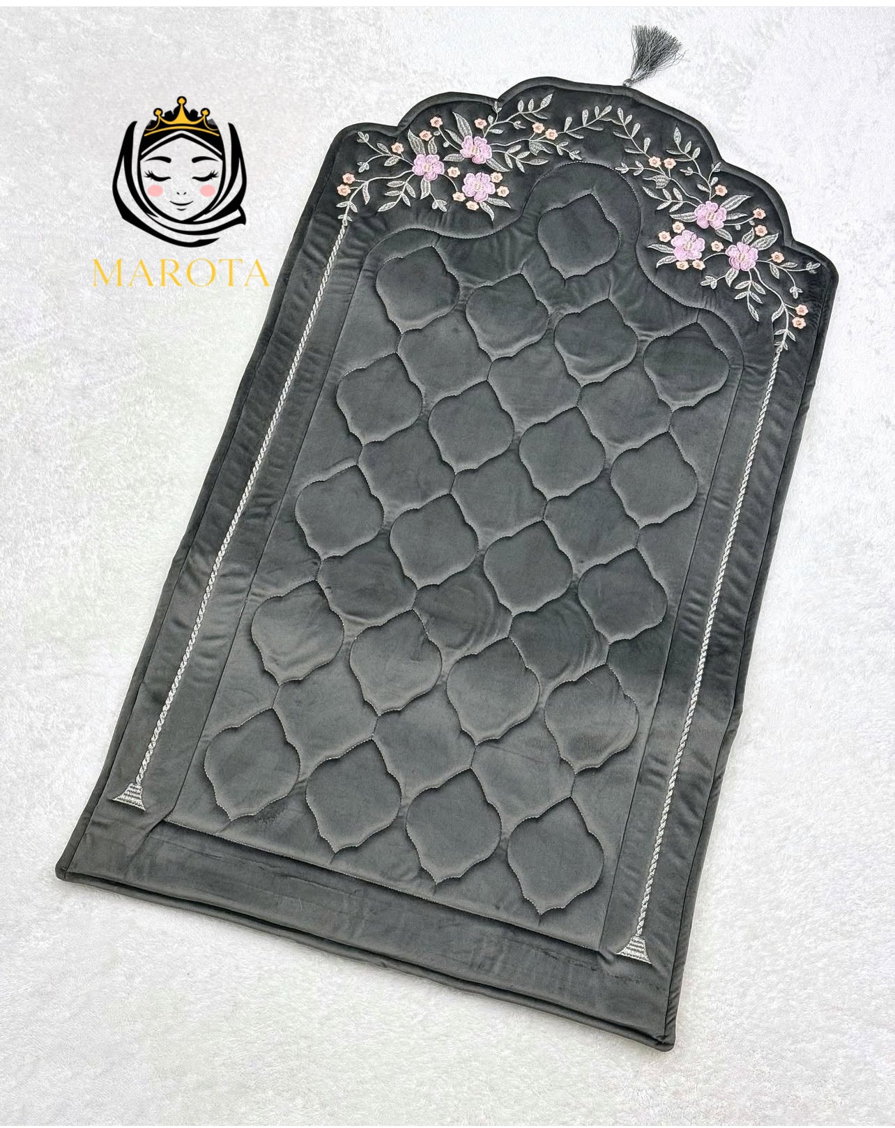 سجادة صلاة مخمل موردة