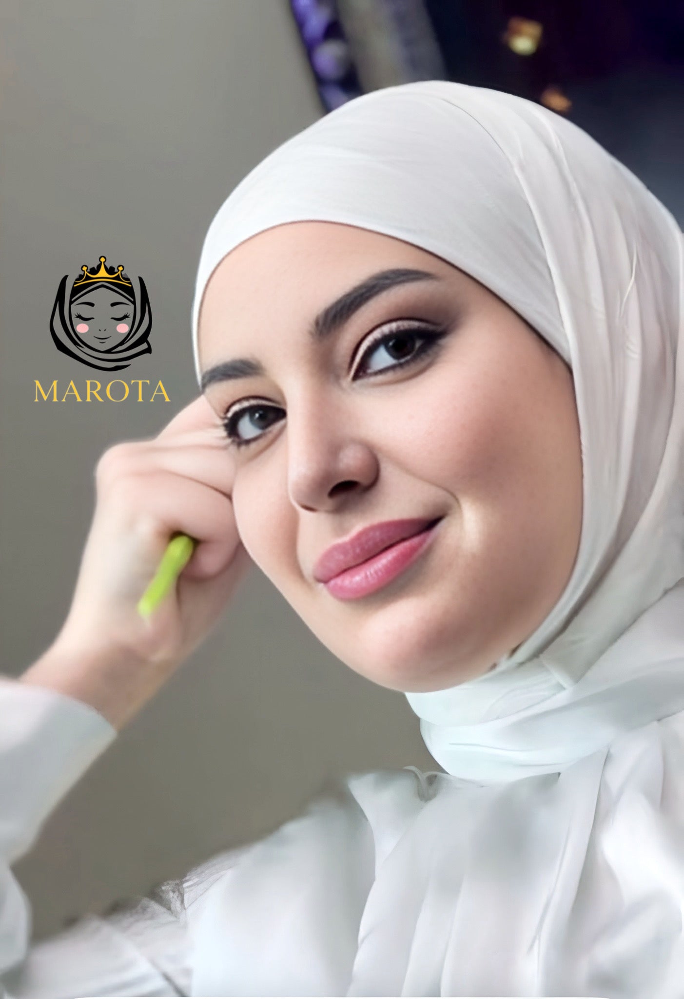 Zweiteiliger, verzierter Hijab ,حجاب قطعتين مزخرف