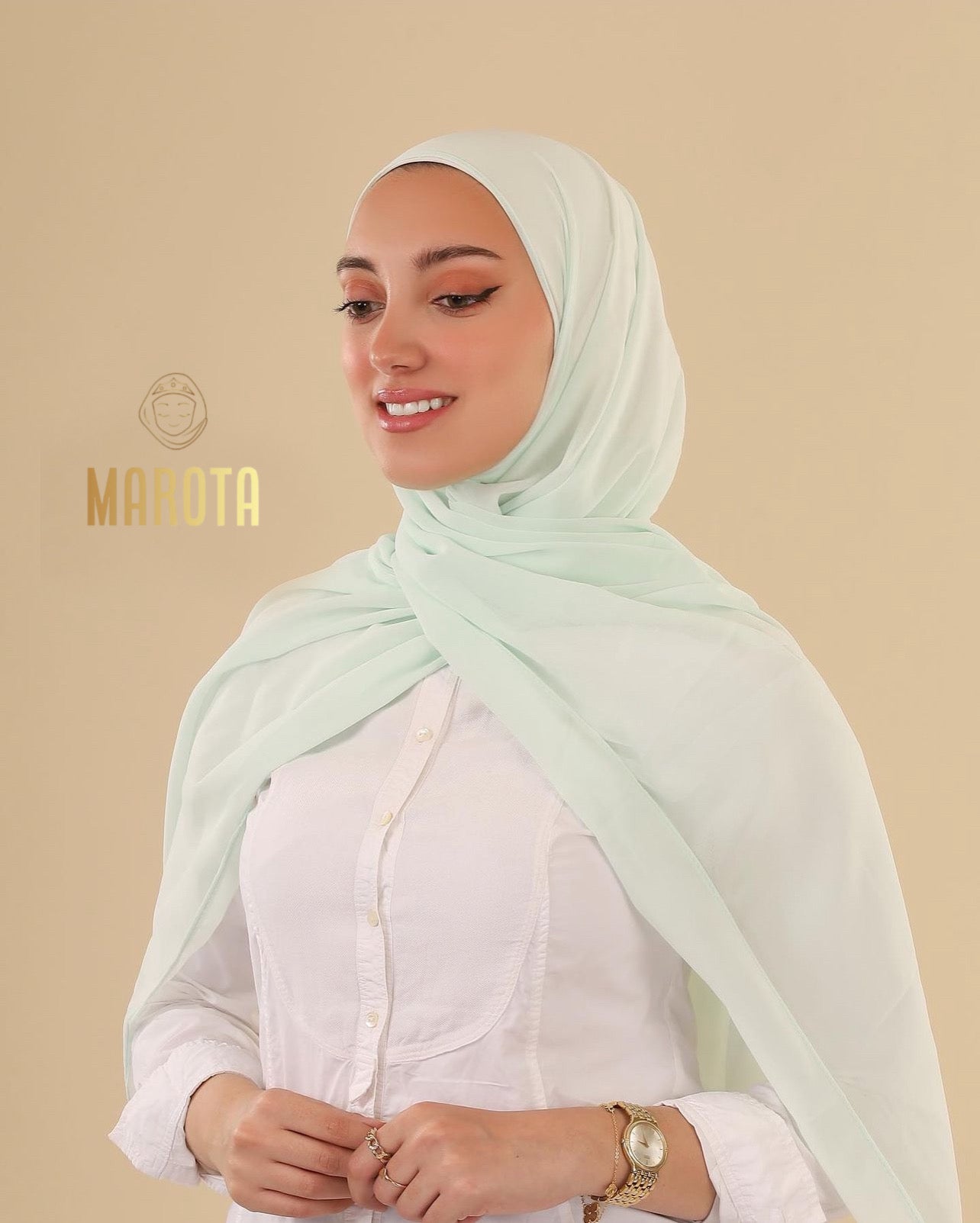 شال قماشة كريب سادة