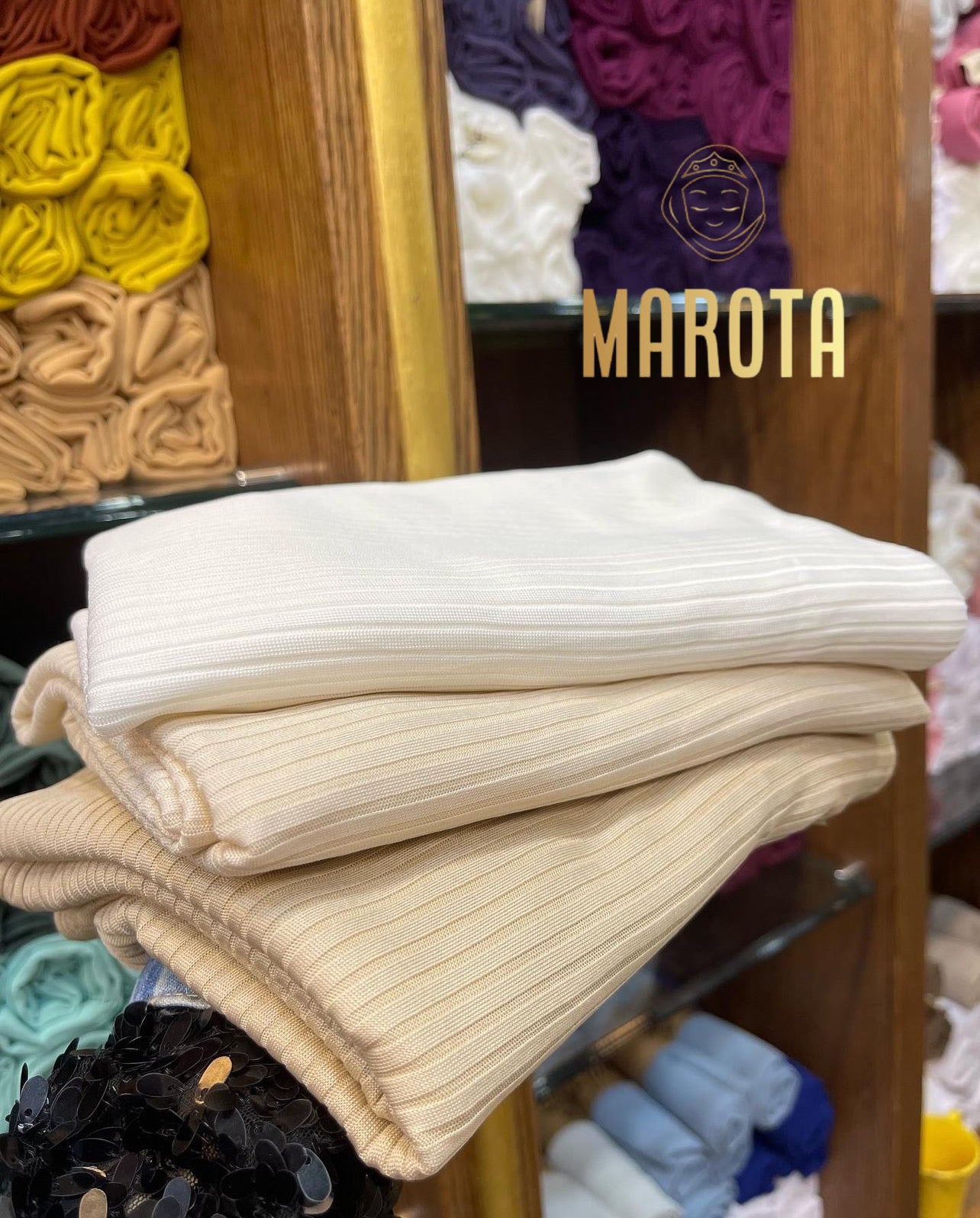 شال كويتي مقلم