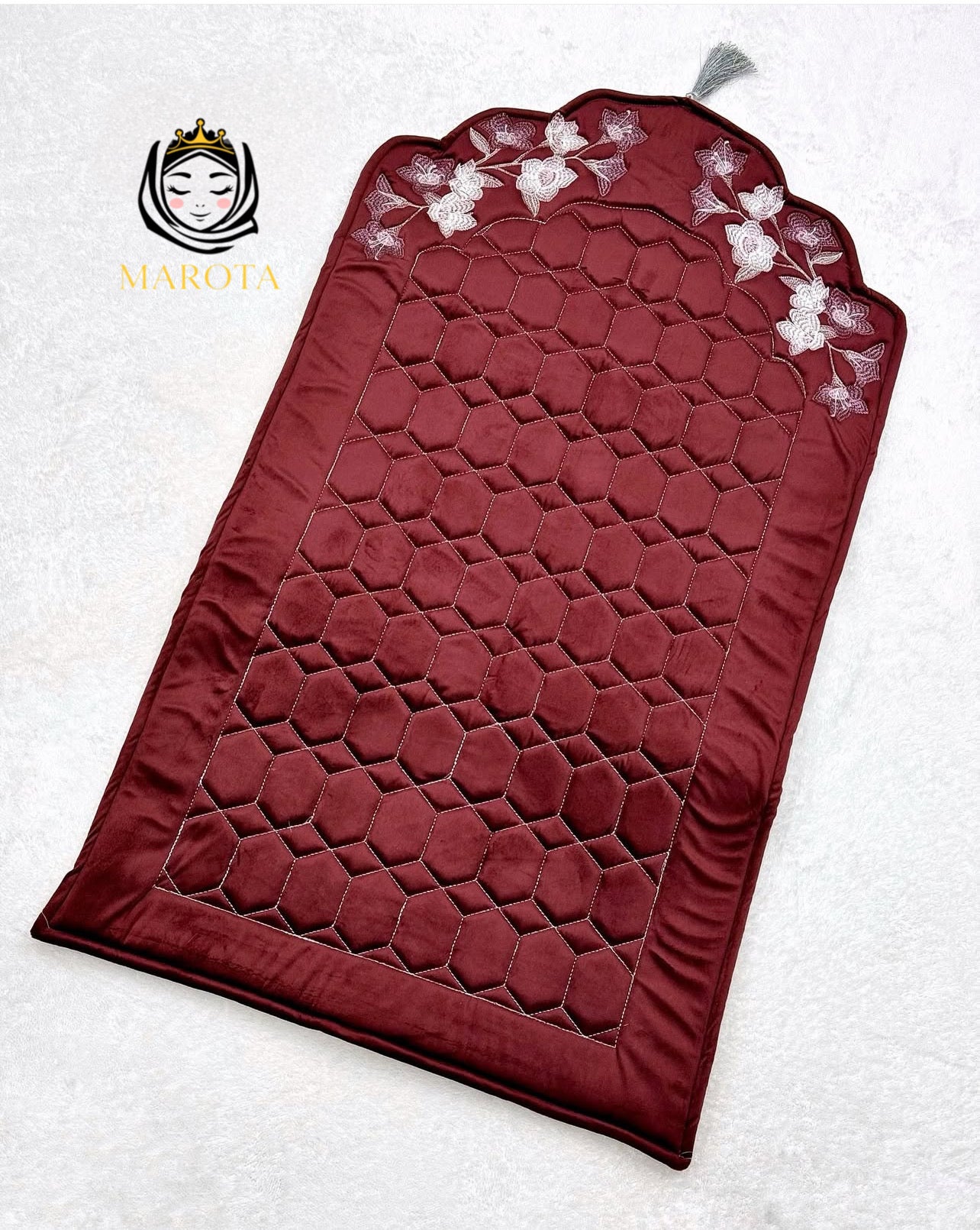 سجادة صلاة مخمل موردة