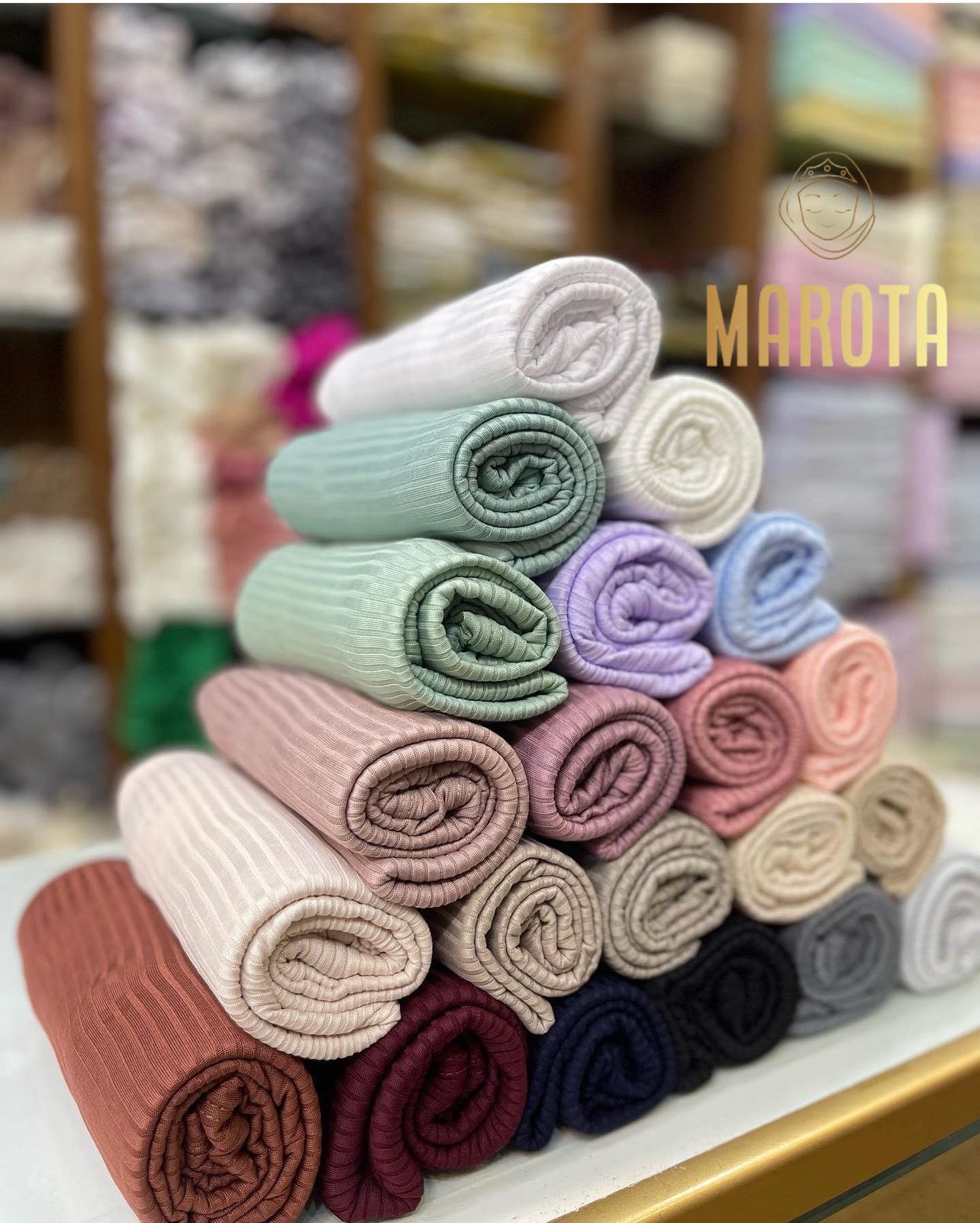 شال كويتي مقلم