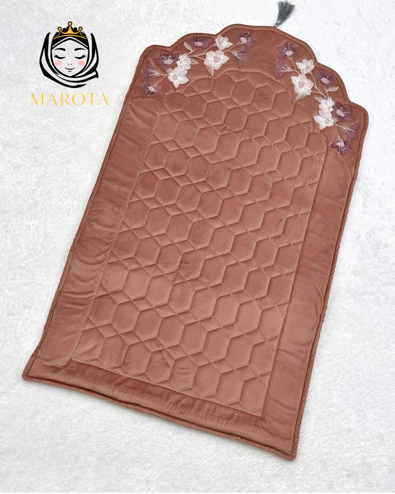 سجادة صلاة مخمل موردة