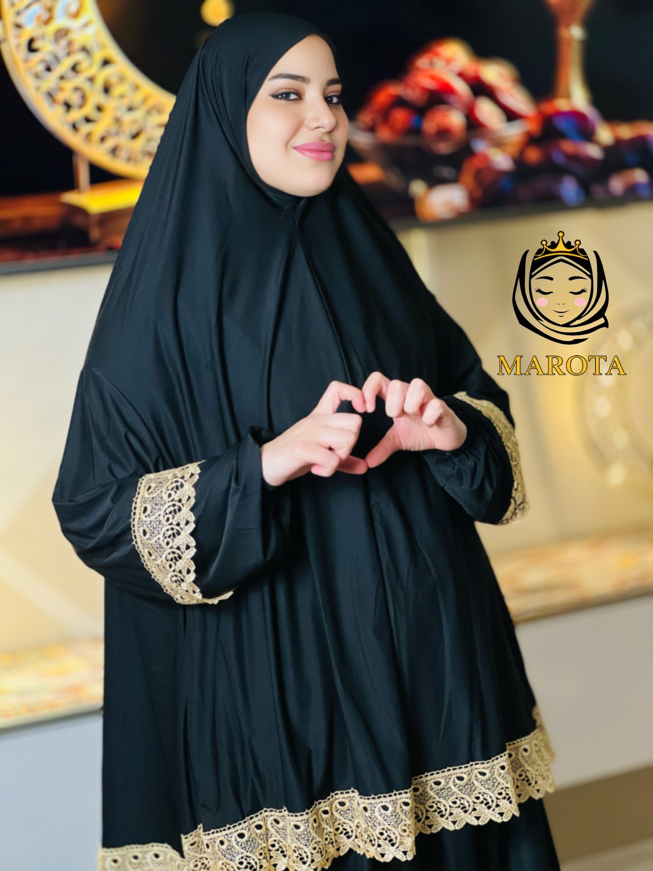 Gebetes Kleid aus Lycra طقم صلاة ليكرا مع دانتيل ذهبي