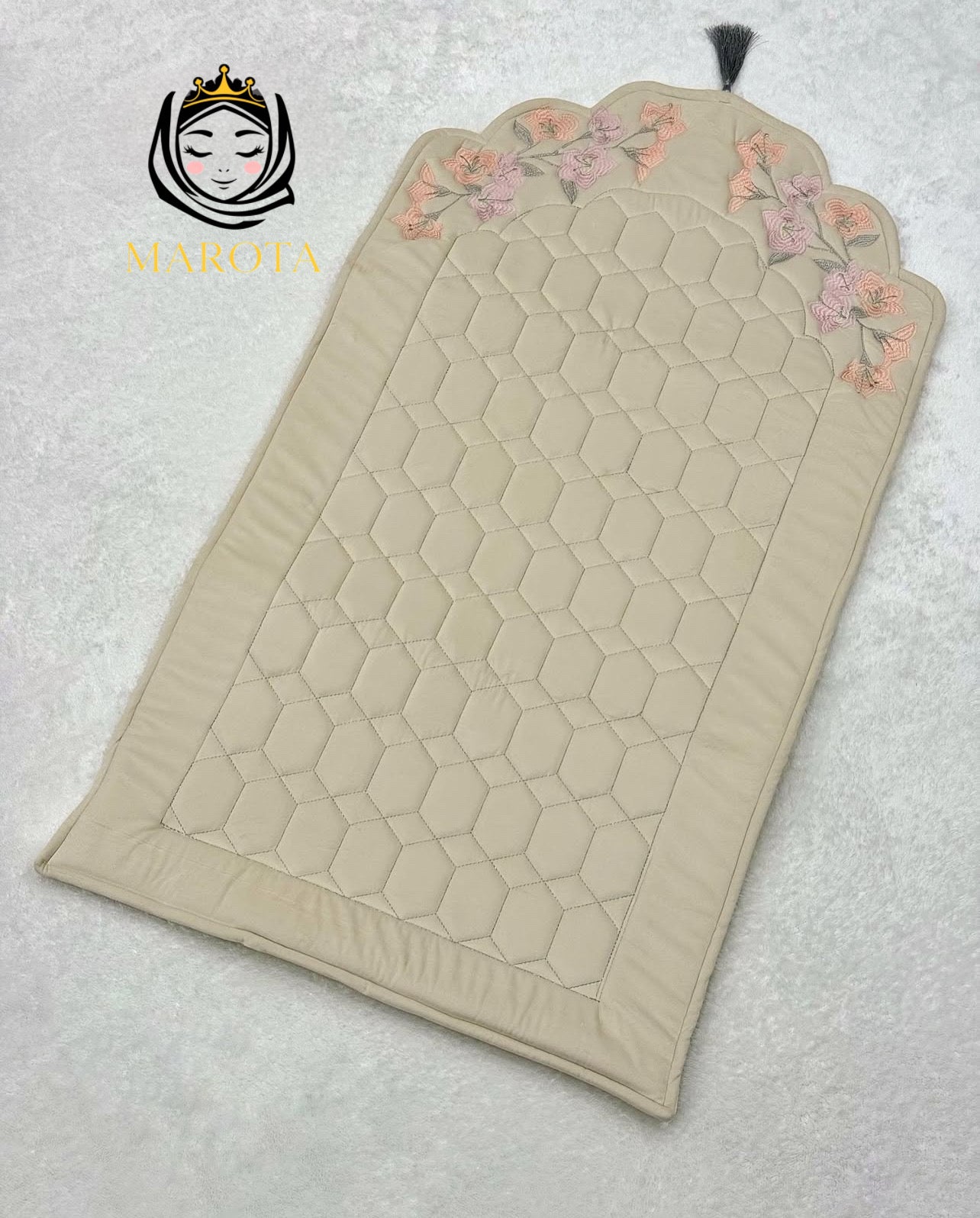 سجادة صلاة مخمل موردة